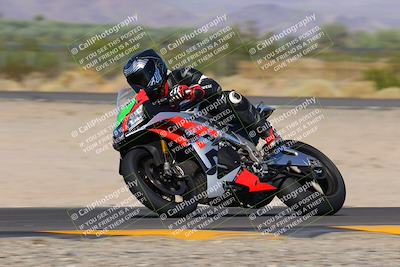 media/Oct-09-2022-SoCal Trackdays (Sun) [[95640aeeb6]]/Turn 3 (930am)/